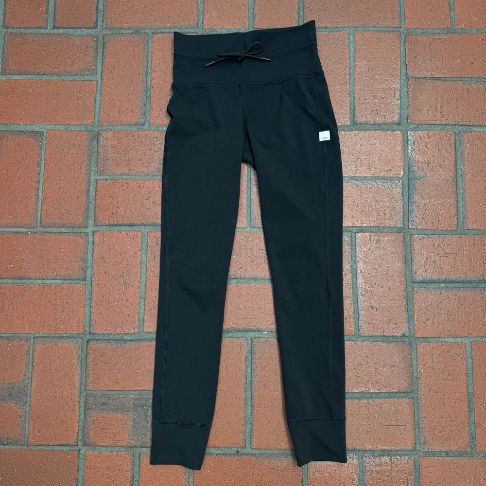 Vuori Black High-Waist Leggings
